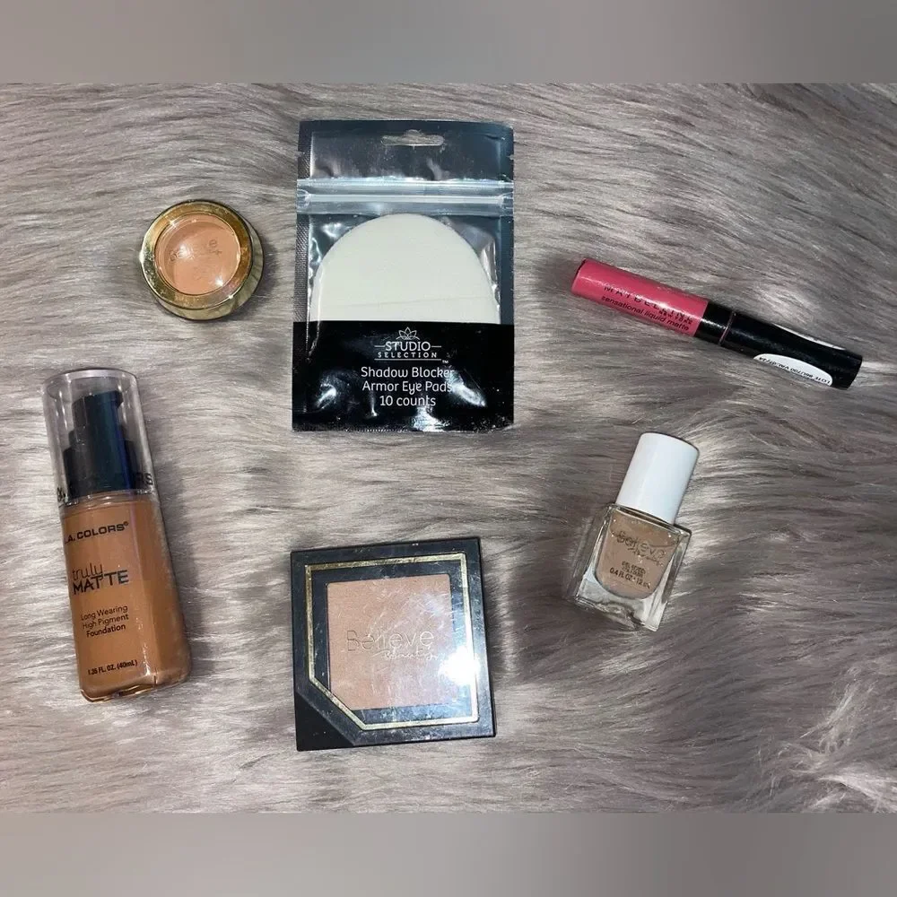 5 for $25🔥6‎ Piece Makeup Bundle- New